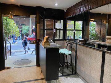 2 AMBIENTES SUPER LUMINOSO  10 METROS DE BALCON