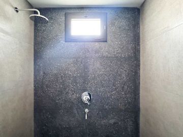 SEMIPISO 3 AMB. EX  CALIDAD, BALCÓN COCH AMENITIES
