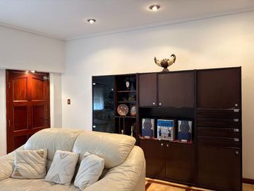 Casa impecable en Avellaneda