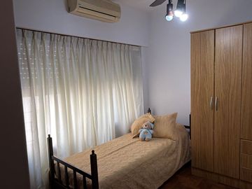 Casa impecable en Avellaneda