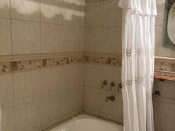 Casa impecable en Avellaneda