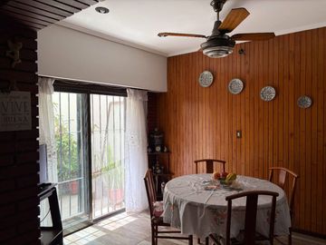 Casa impecable en Avellaneda