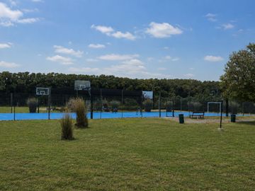 Venta de Increible Lote en San Sebastian - Area 11