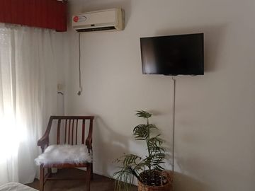 CASA EN VENTA , 4 AMBIENTES I LUJAN I APTO CREDITO