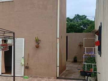 CASA EN VENTA , 4 AMBIENTES I LUJAN I APTO CREDITO