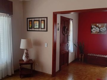 CASA EN VENTA , 4 AMBIENTES I LUJAN I APTO CREDITO