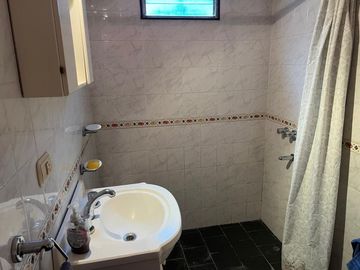 VENTA CASA 3 DORM C/PILETA RIO CEBALLOS CBA