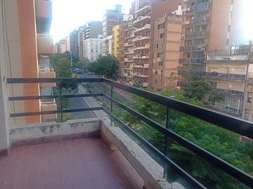 VENTA PISO, DEPTO 4 DORMITORIOS CENTRO CORDOBA