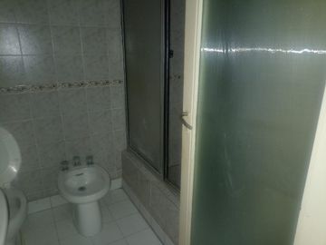 VENTA PISO, DEPTO 4 DORMITORIOS CENTRO CORDOBA