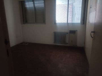 VENTA PISO, DEPTO 4 DORMITORIOS CENTRO CORDOBA