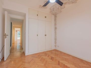 Venta dpto 4 ambientes con cochera. Palermo