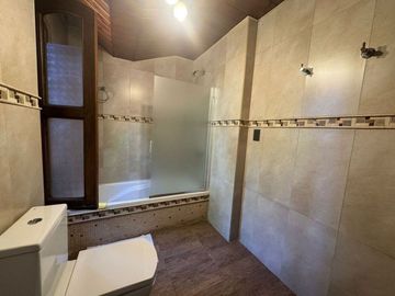 Venta Casa Praderas de Lujan 5 amb Increible Lote