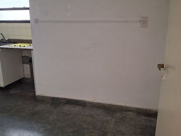 Depto 3 amb fte, bcon, toil 69m2 - Pque Chacabuco