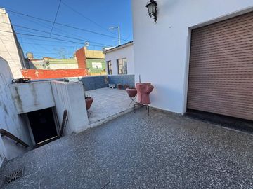 VENTA CASA 3 AMB EN PARQUE CHACABUCO APTO CREDITO