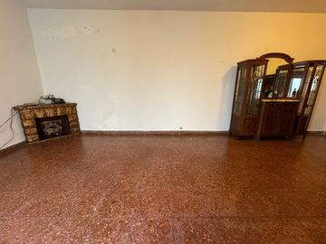 VENTA CASA 3 AMB EN PARQUE CHACABUCO APTO CREDITO
