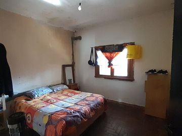 CASA 6 AMBIENTES EN VENTA LONGCHAMPS FINANCIA