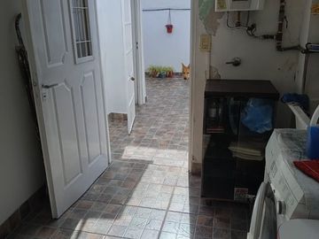 CASA VENTA 5 AMBIENTES  EN MATADEROS