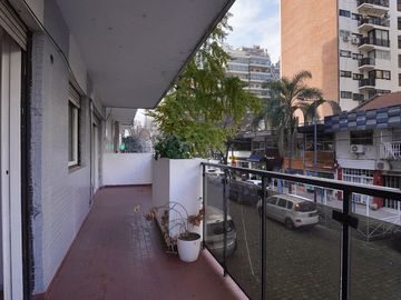 Venta depto 4 ambientes  Palermo frente balcón