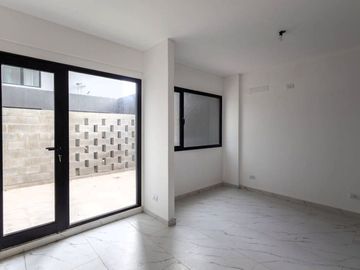 Venta de Monoambiente con Patio en Barracas