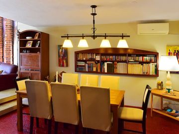VENTA CASA CASTELAR NORTE 5 AMBIENTES APTA CREDITO