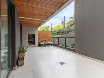 VENTA DEPTO 3 AMB CON PATIO PARQUE LELOIR PREMIUM