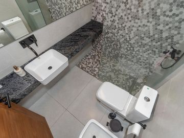 VENTA DEPTO 3 AMB CON PATIO PARQUE LELOIR PREMIUM