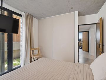 VENTA DEPTO 3 AMB CON PATIO PARQUE LELOIR PREMIUM