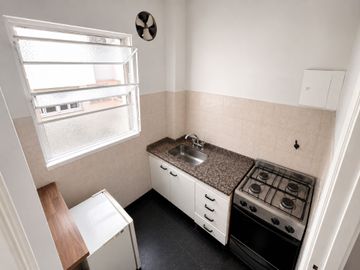 VENTA 2 AMB ALMAGRO A PASOS DE AV. RIVADAVIA!!
