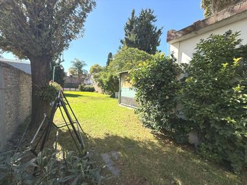 VENTA CASA 2P PARQUE, QUINCHO Y PILETA V BALLESTER