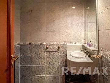 Venta de Galpón Industrial 1100 m2 en La Tablada