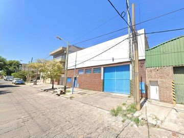 Venta de Galpón Industrial 1100 m2 en La Tablada