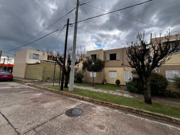 VENTA DPTO 2 DORM COMPLEJO CERRADO B° ALTO ALBERDI