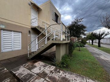 VENTA DPTO 2 DORM COMPLEJO CERRADO B° ALTO ALBERDI