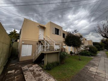 VENTA DPTO 2 DORM COMPLEJO CERRADO B° ALTO ALBERDI