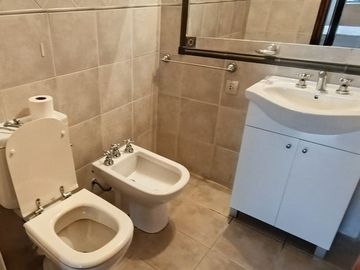 VENTA CASONAS DEL SUR 2 DORM. 2 BAÑOS COCHERA SUB.