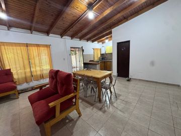 Casa Quinta en El Peligro con Pileta y Parque
