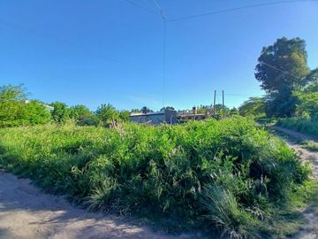 LOTE EN VENTA LA PLATA EN ESQUINA