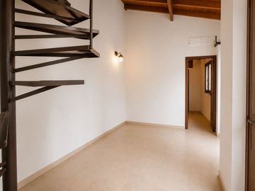 PH de 3 ambientes con amplio Fondo Libre de 140 m²