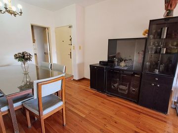 DEPARTAMENTO 4 AMBIENTES  VENTA FLORES