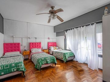 VENTA CASA 5 AMB CON COCH VILLA DEVOTO PERMUTA