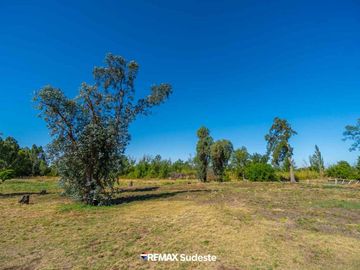 Venta quinta rural con doble vivienda y galpón