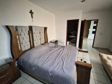 Casa en condominio en venta en Coaxustenco, Metepec, México