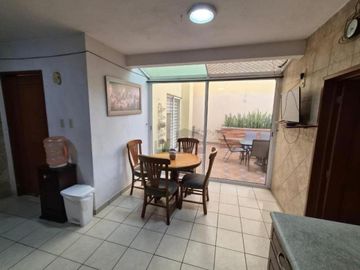 Casa en condominio en venta en Coaxustenco, Metepec, México