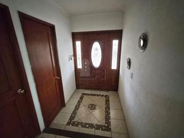 Casa en condominio en venta en Coaxustenco, Metepec, México
