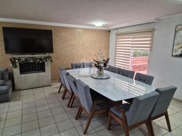 Casa en condominio en venta en Coaxustenco, Metepec, México