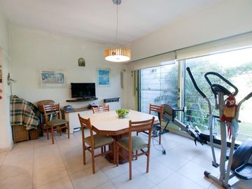 Venta Casa 8 amb.garage jardin  Vicente López
