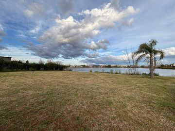 VENTA Lote a la Laguna en EL CANTÓN, Escobar !