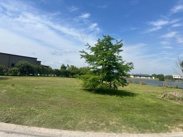 VENTA Lote a la Laguna en EL CANTÓN, Escobar !