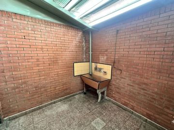 VENTA DOS CASAS SAAVEDRA LOTE DE 8,66 X 27