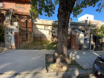 VENTA DOS CASAS SAAVEDRA LOTE DE 8,66 X 27